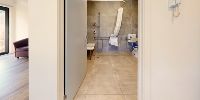10 Shared-assessbile-bathroom