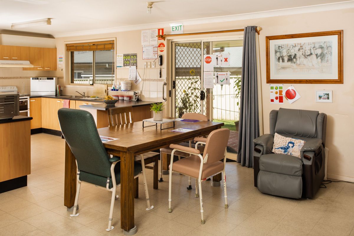 SIL013 LR-WARATAH1-shared living