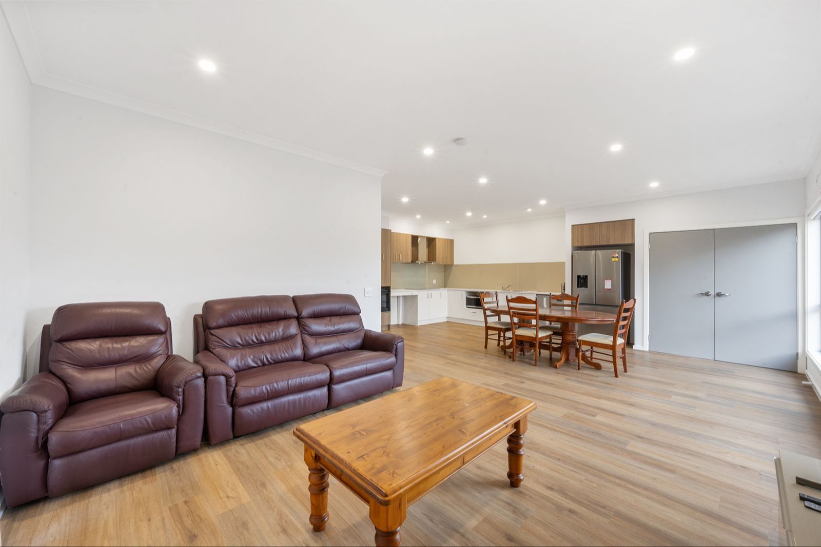 14 Lancashire_Drive,_Werribee_VIC_3030-14_Lancashire_Drive-Bruno_Calfapietra_136_1600_7