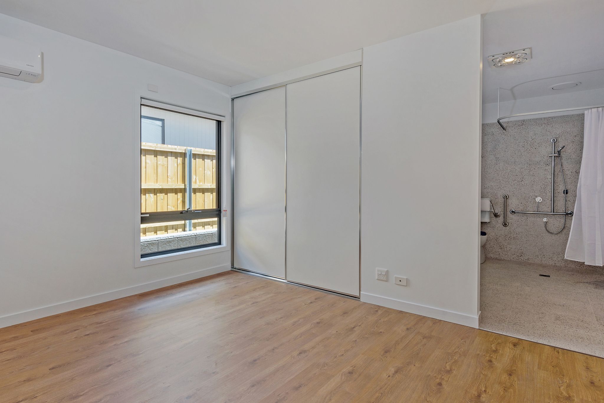 28 Matteo Cir  122