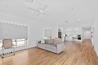 009 Open2view_ID987572-167A_Bray_Road