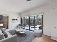 017 Open2view_ID723967-21_Brandon_Street