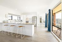 Sunnyfield 25 8.22 - WEB - 004