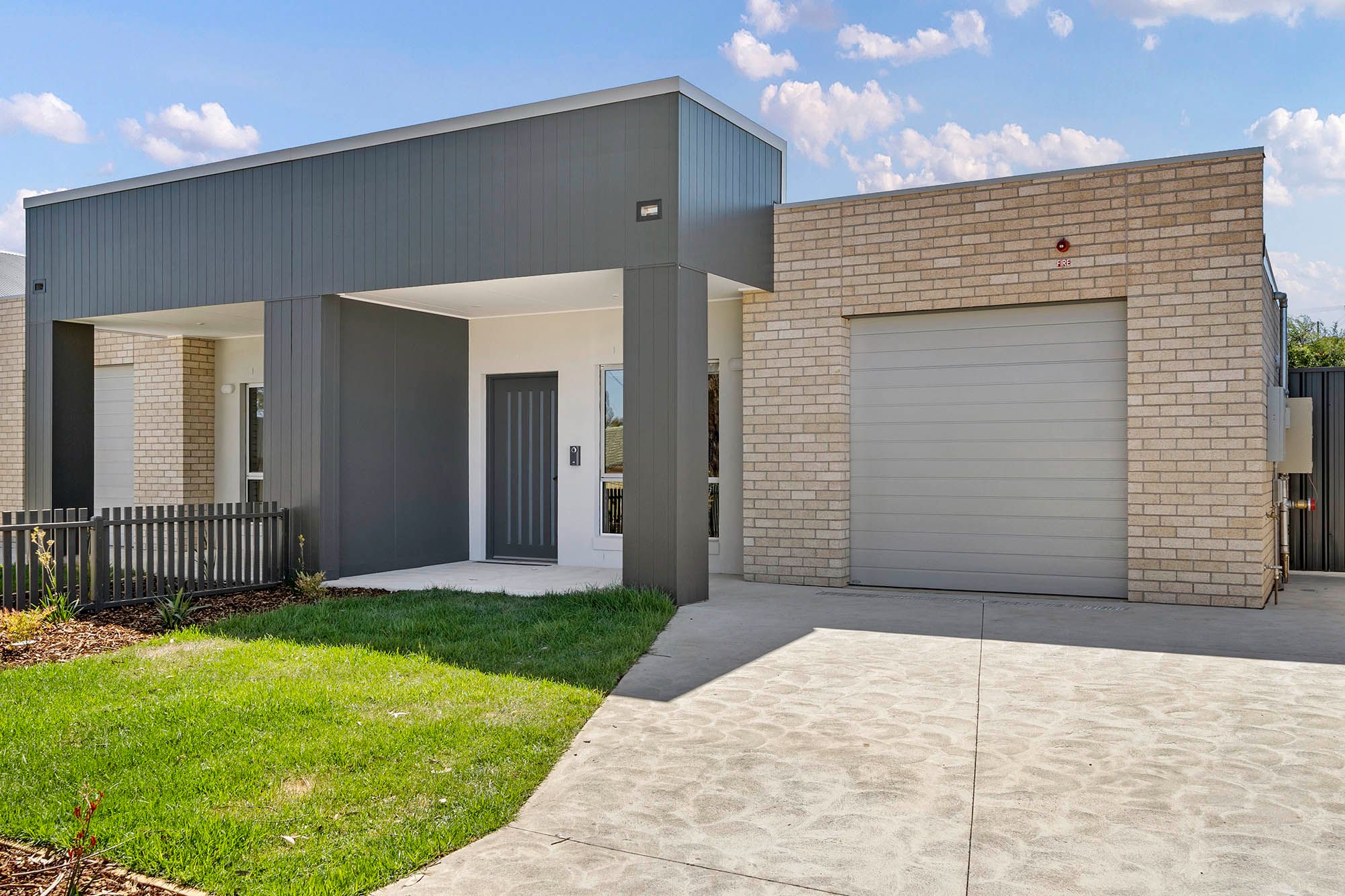 Facade Right 2 LR No Logo