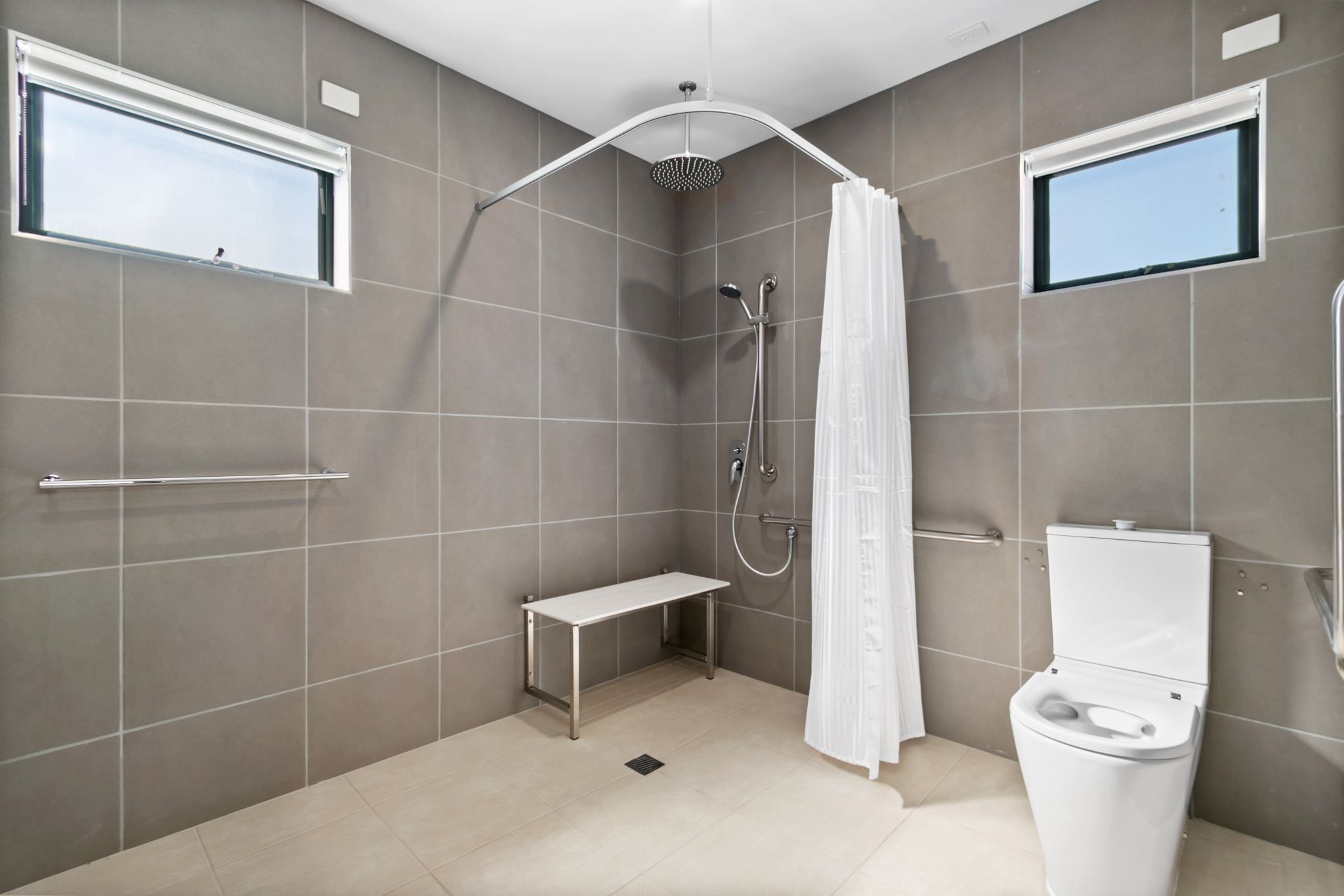 012 Open2view_ID911198-11_Saxtons_Drive_-_Moe