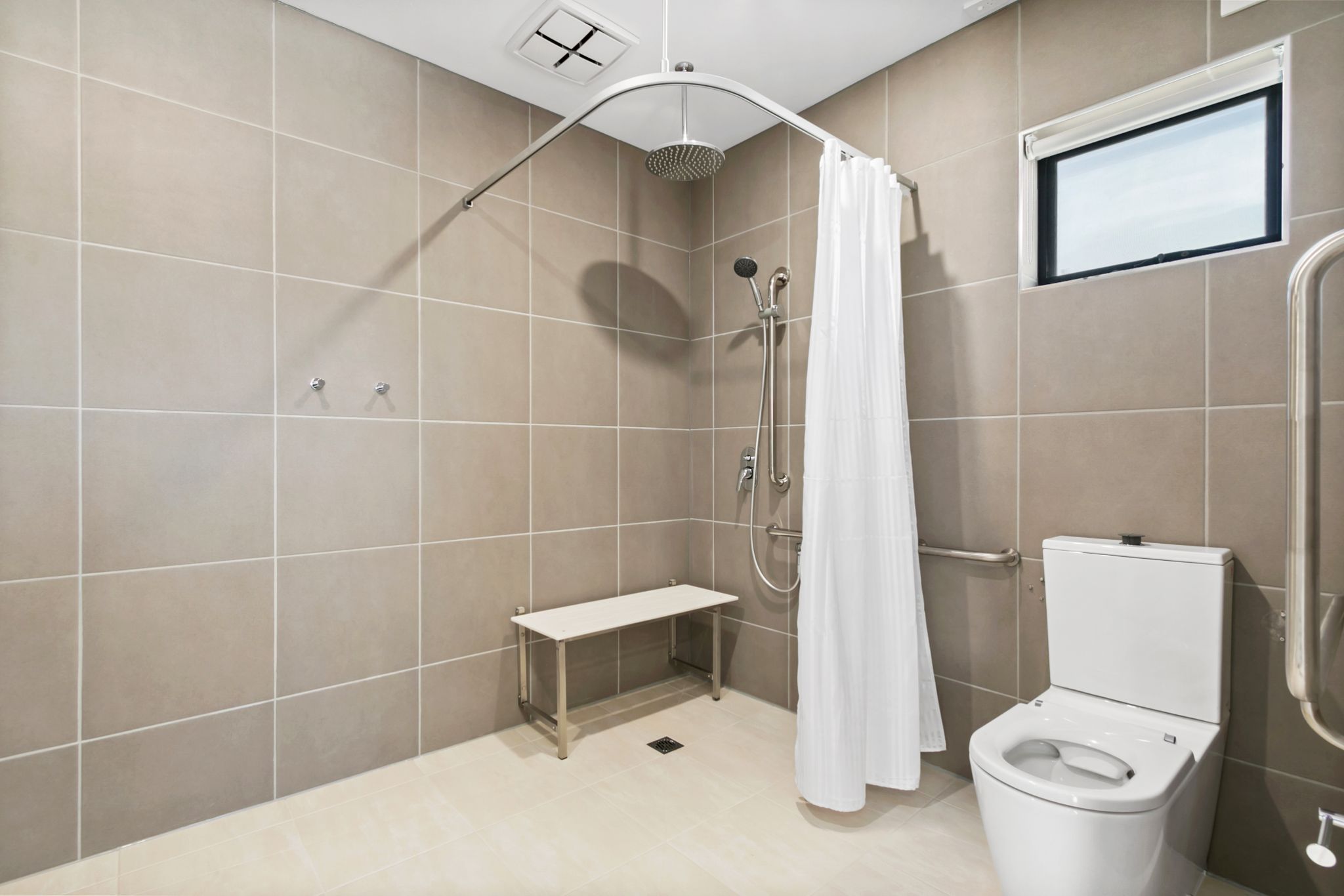 010 Open2view_ID911198-11_Saxtons_Drive_-_Moe