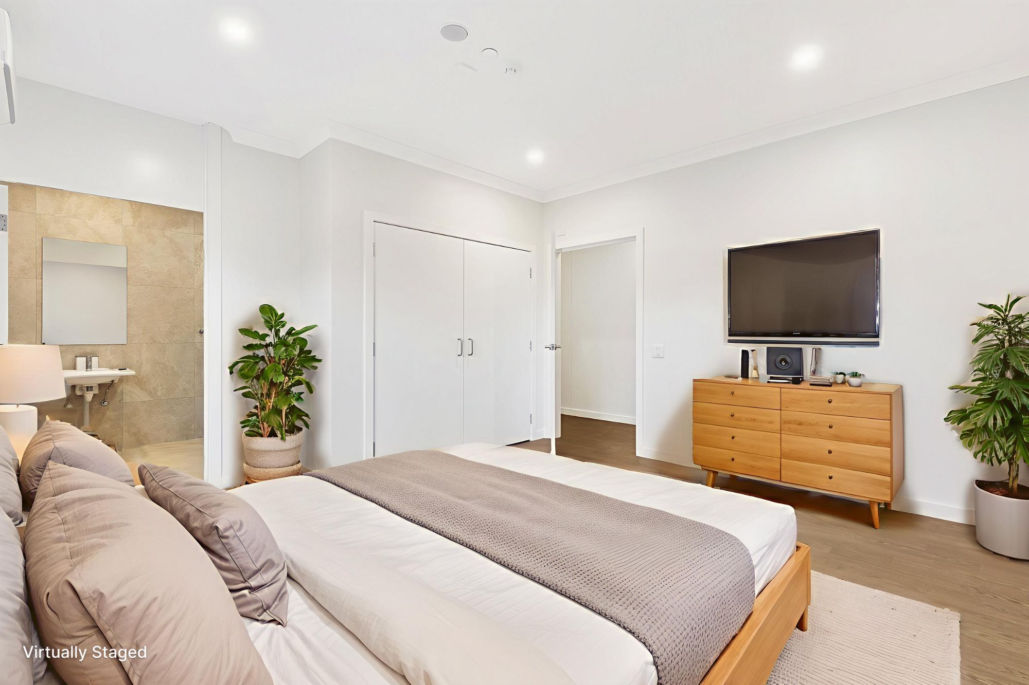 Virtual Staging LR images  9)