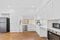 011 Open2view_ID987572-167A_Bray_Road