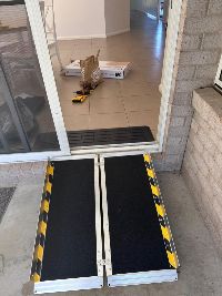 IMAGE 4