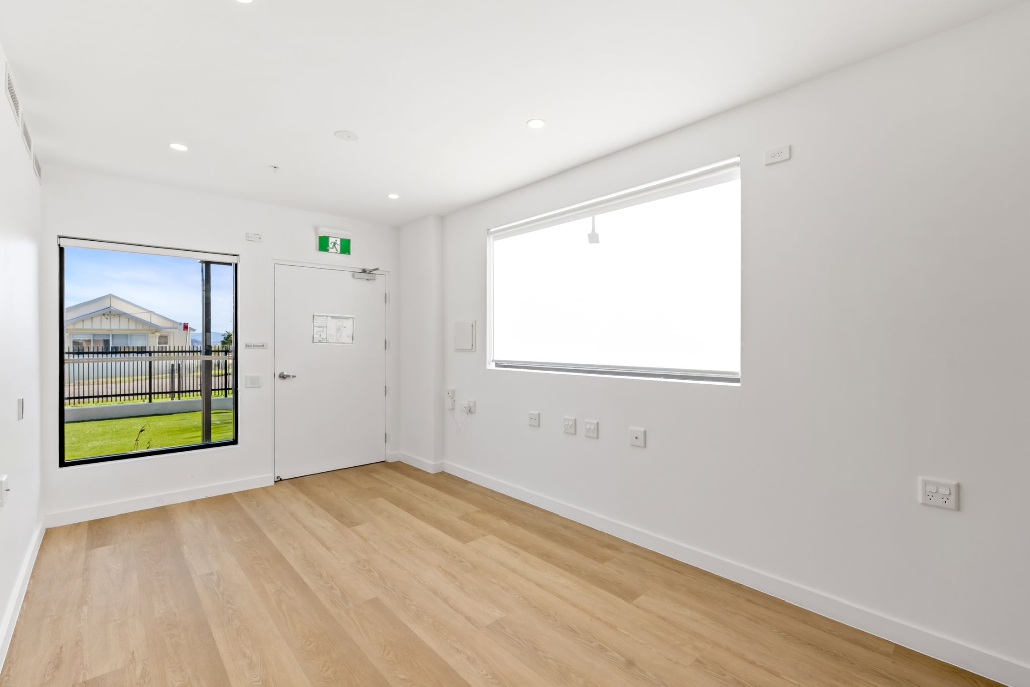 1 42GriffithsSt37