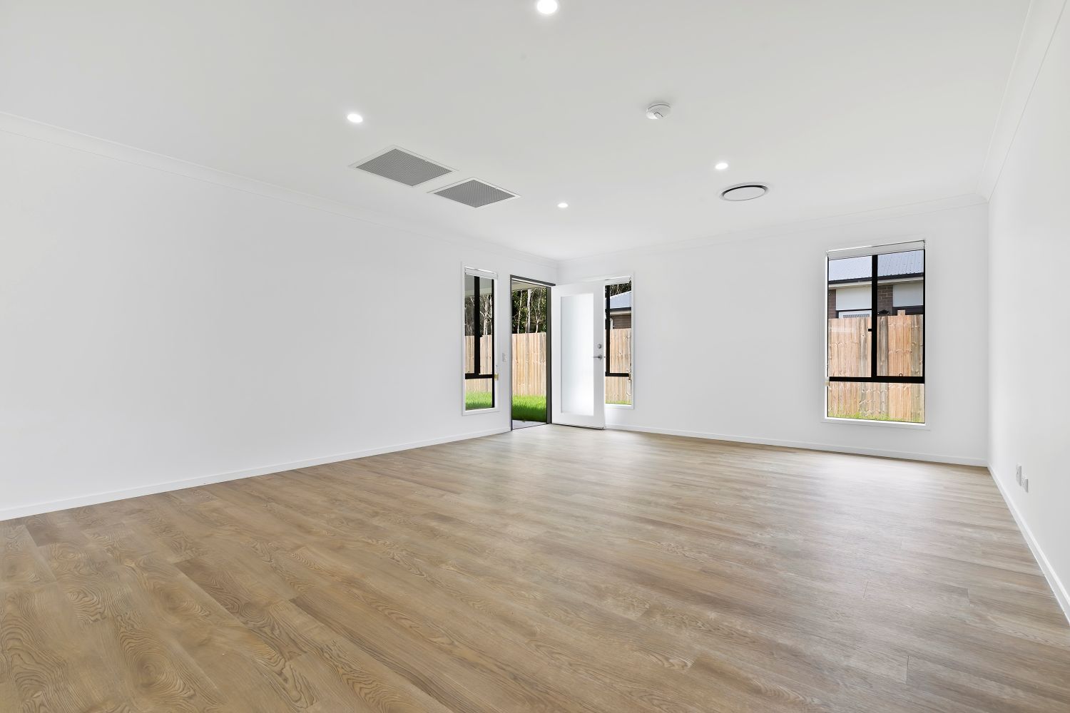 011 Open2view_ID941400-13_Ryan_Way