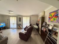 Lounge via kitchen HH