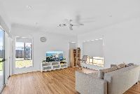 008 Open2view_ID987572-167A_Bray_Road