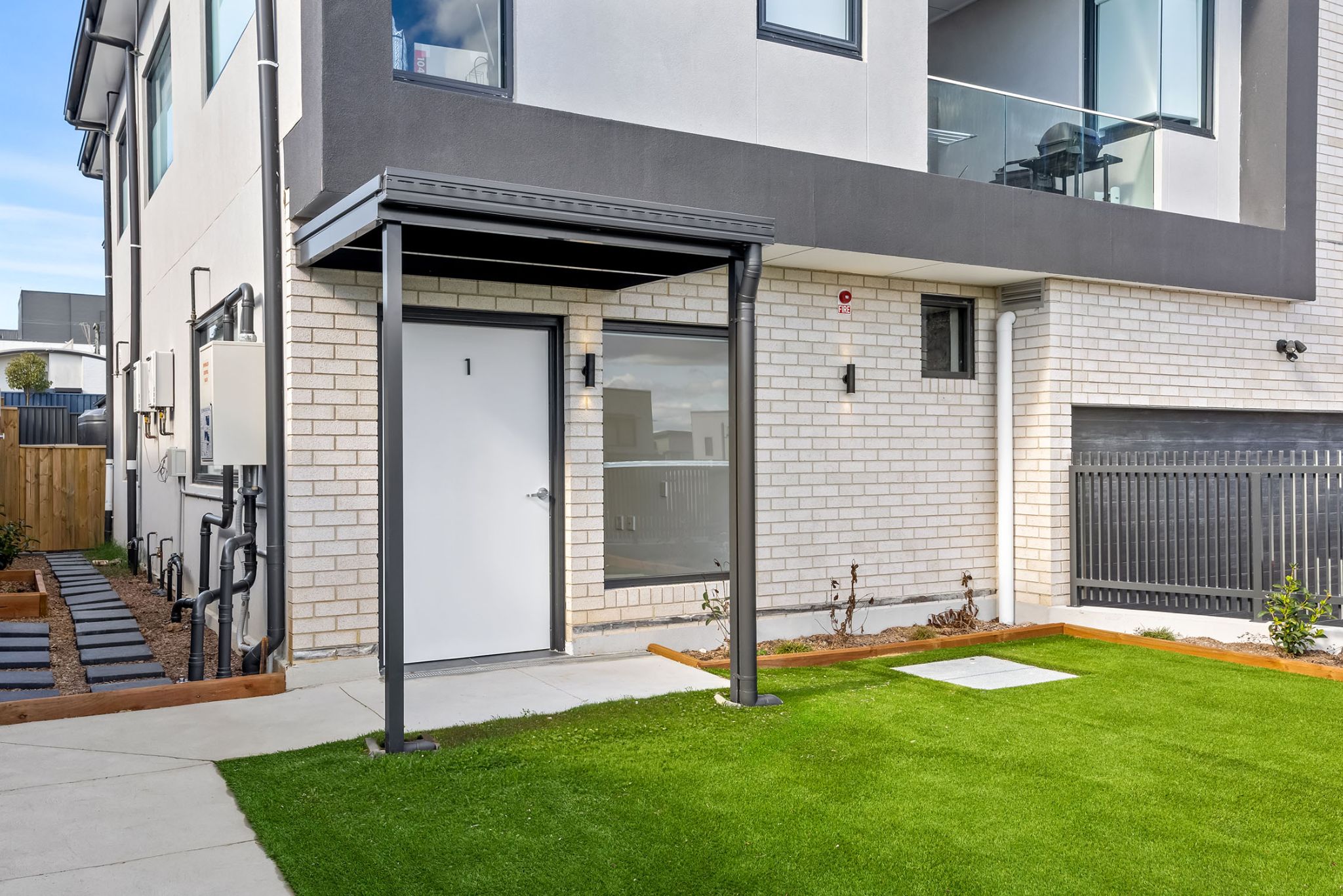 1 42GriffithsSt48