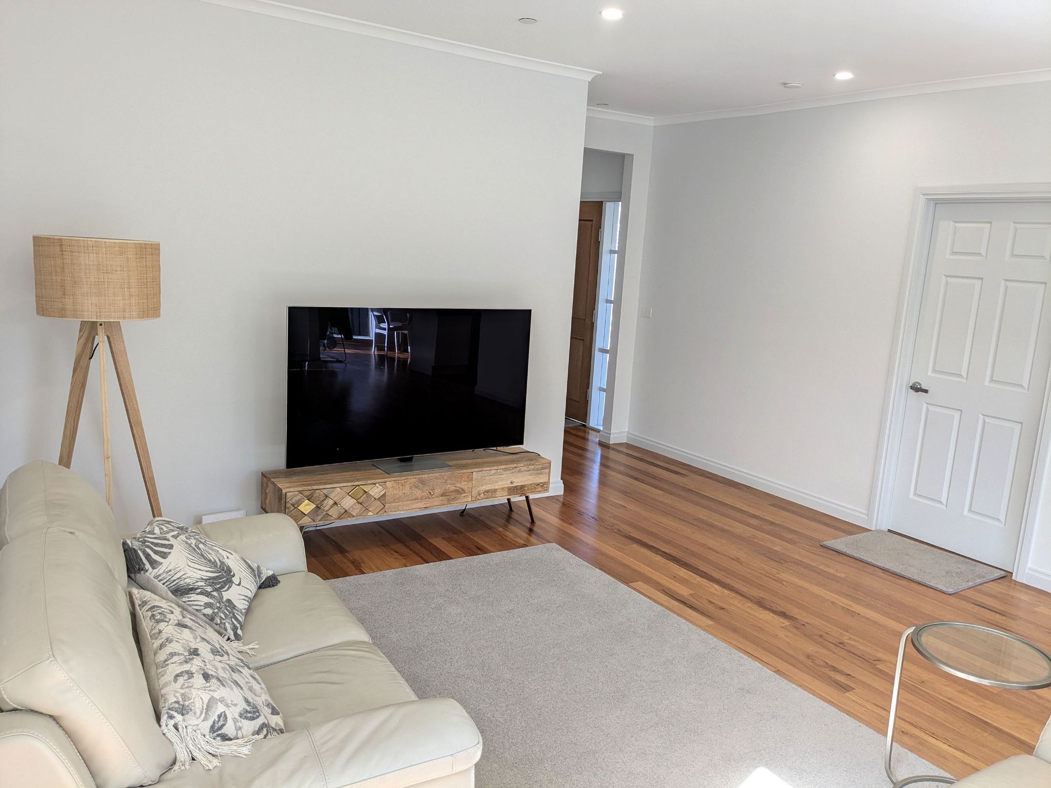Lounge room 3