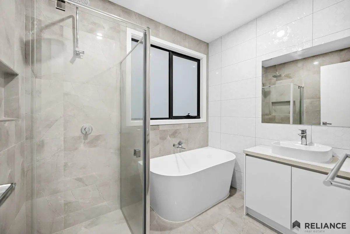 beveridge bathroom-2