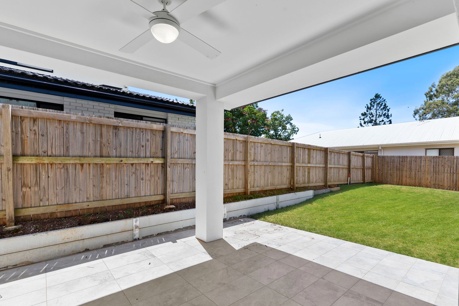 017 Open2view_ID987572-167A_Bray_Road