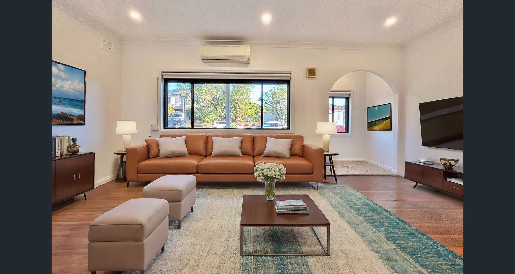 lounge area
