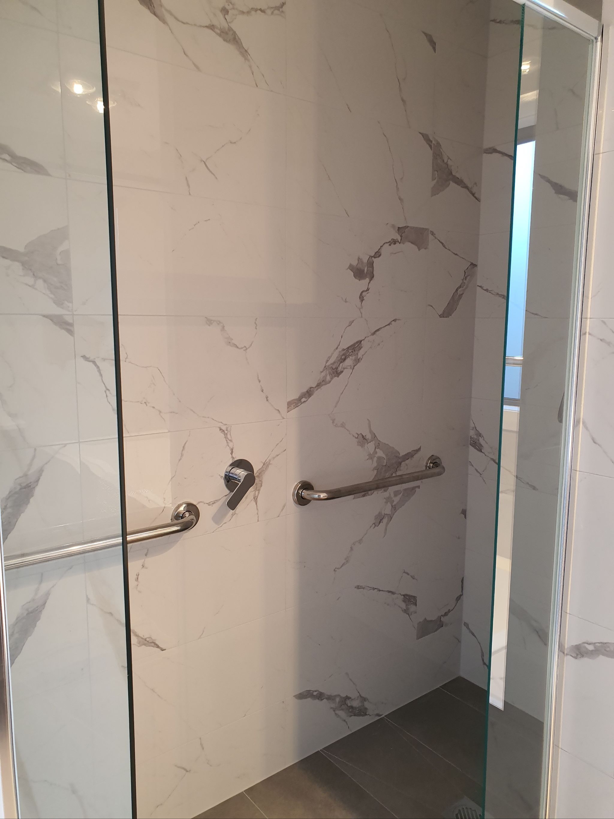 Throsby  House Shower