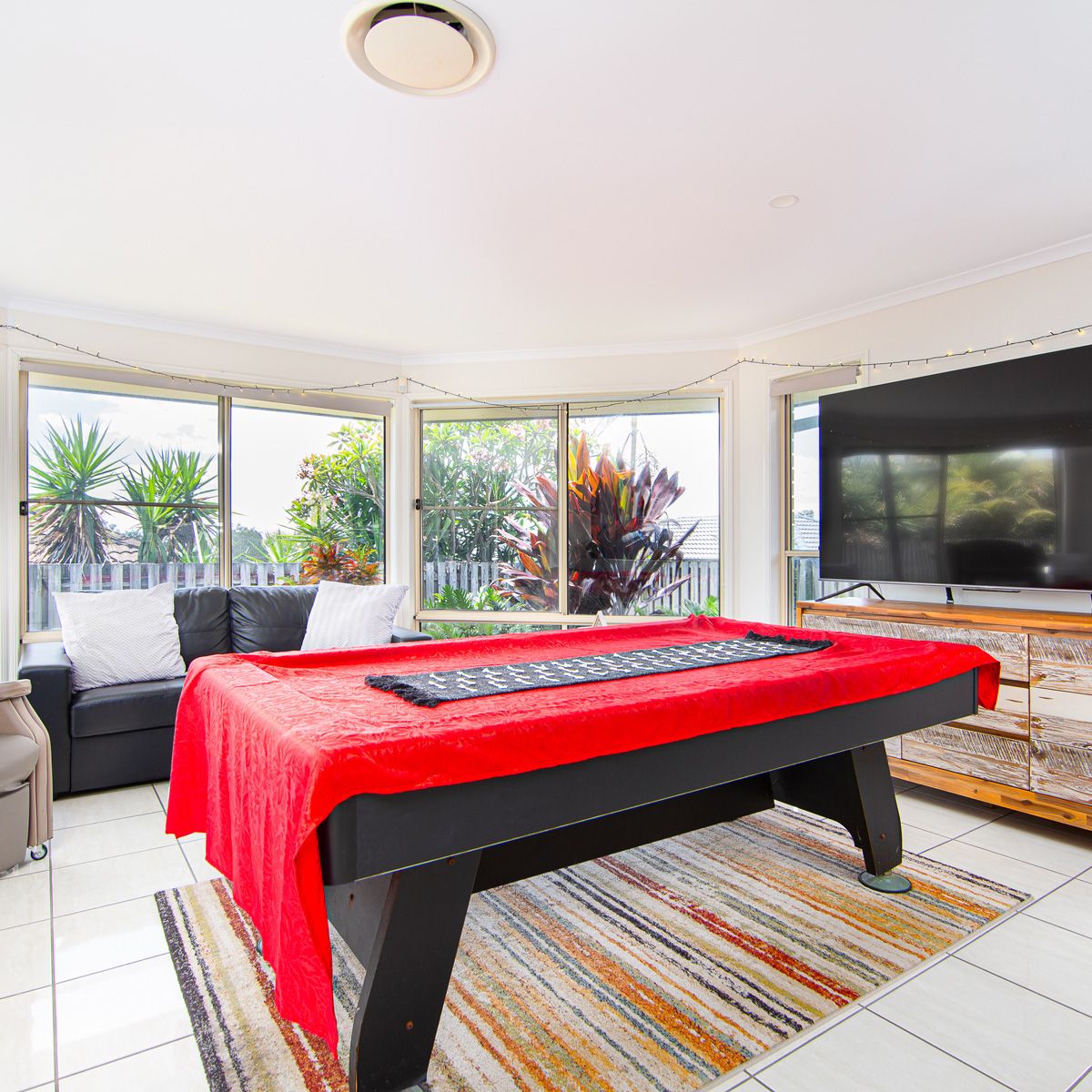 Emporer Grove Upper Coomera LRG   004