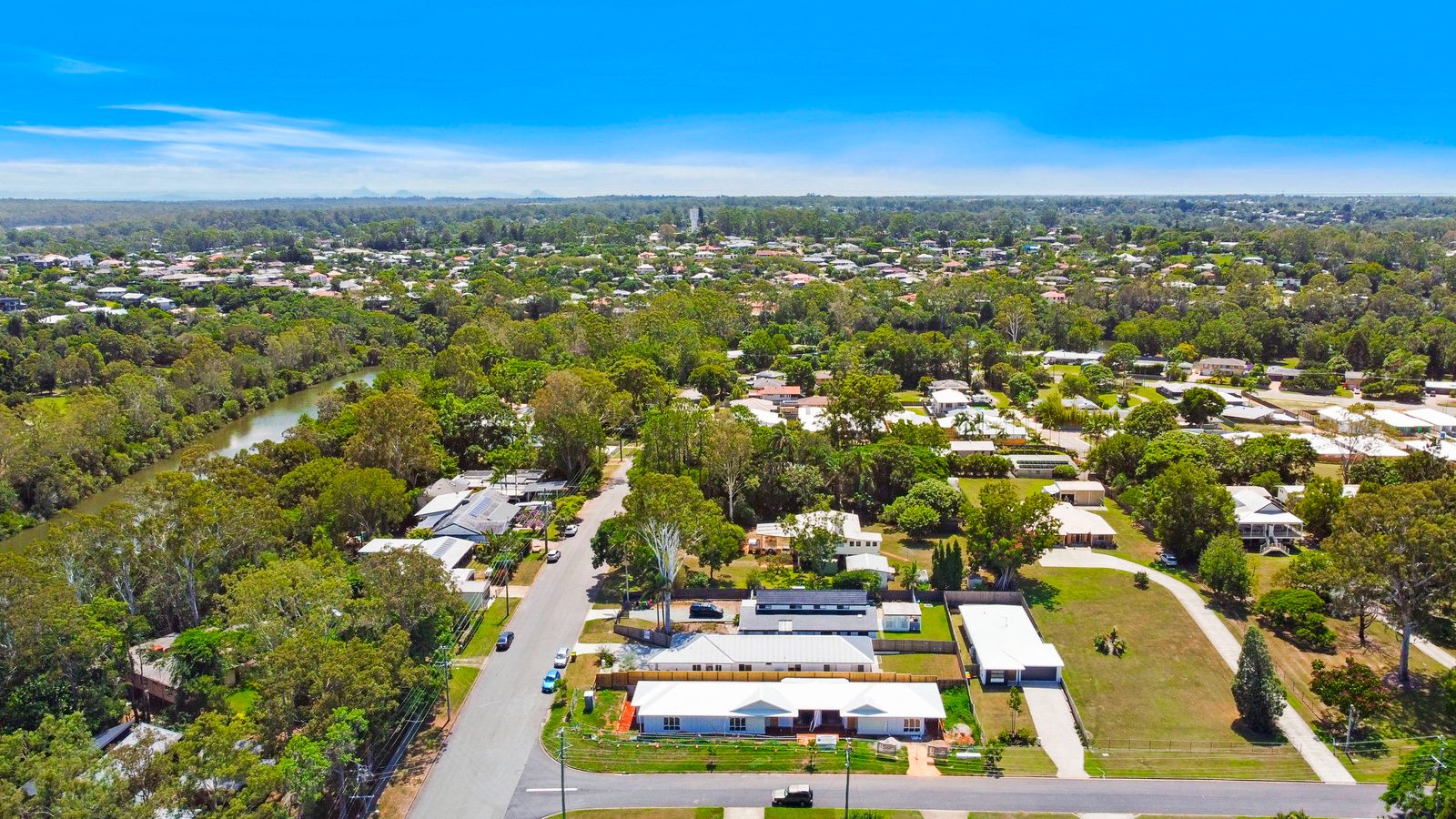 024 Open2view_ID987572-167A_Bray_Road