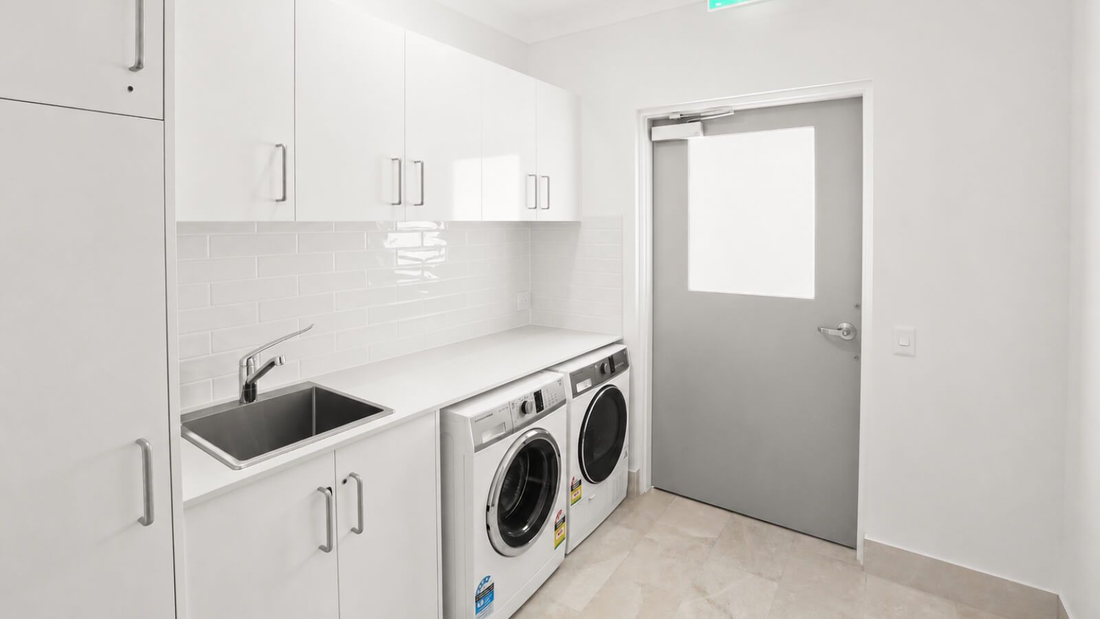 manoora dax40628P-accommodation-06-l
