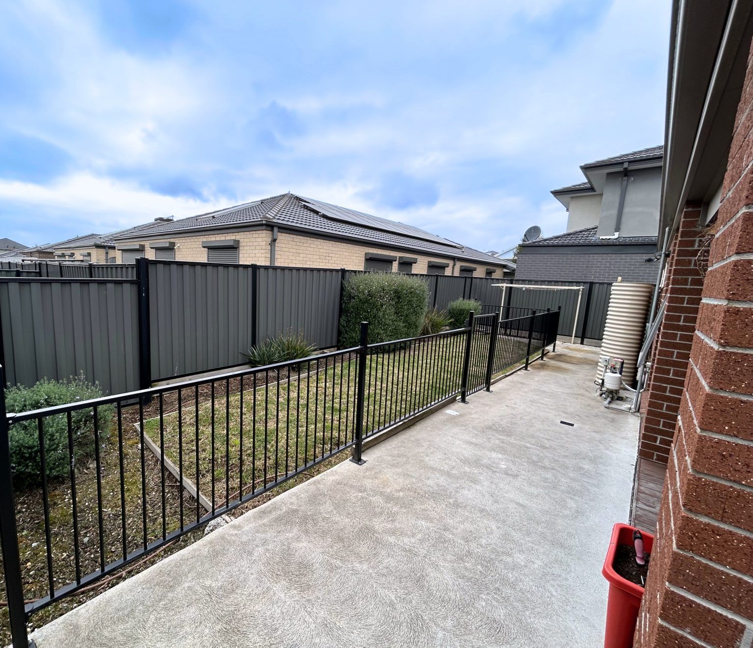 75 Debonair-back-2-1536x1322