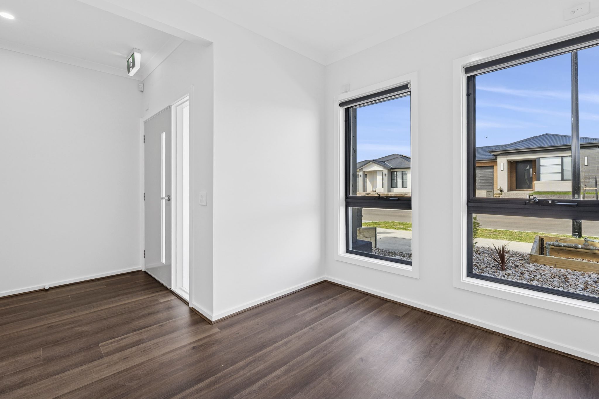 mnliab3fkg0ueic19gws