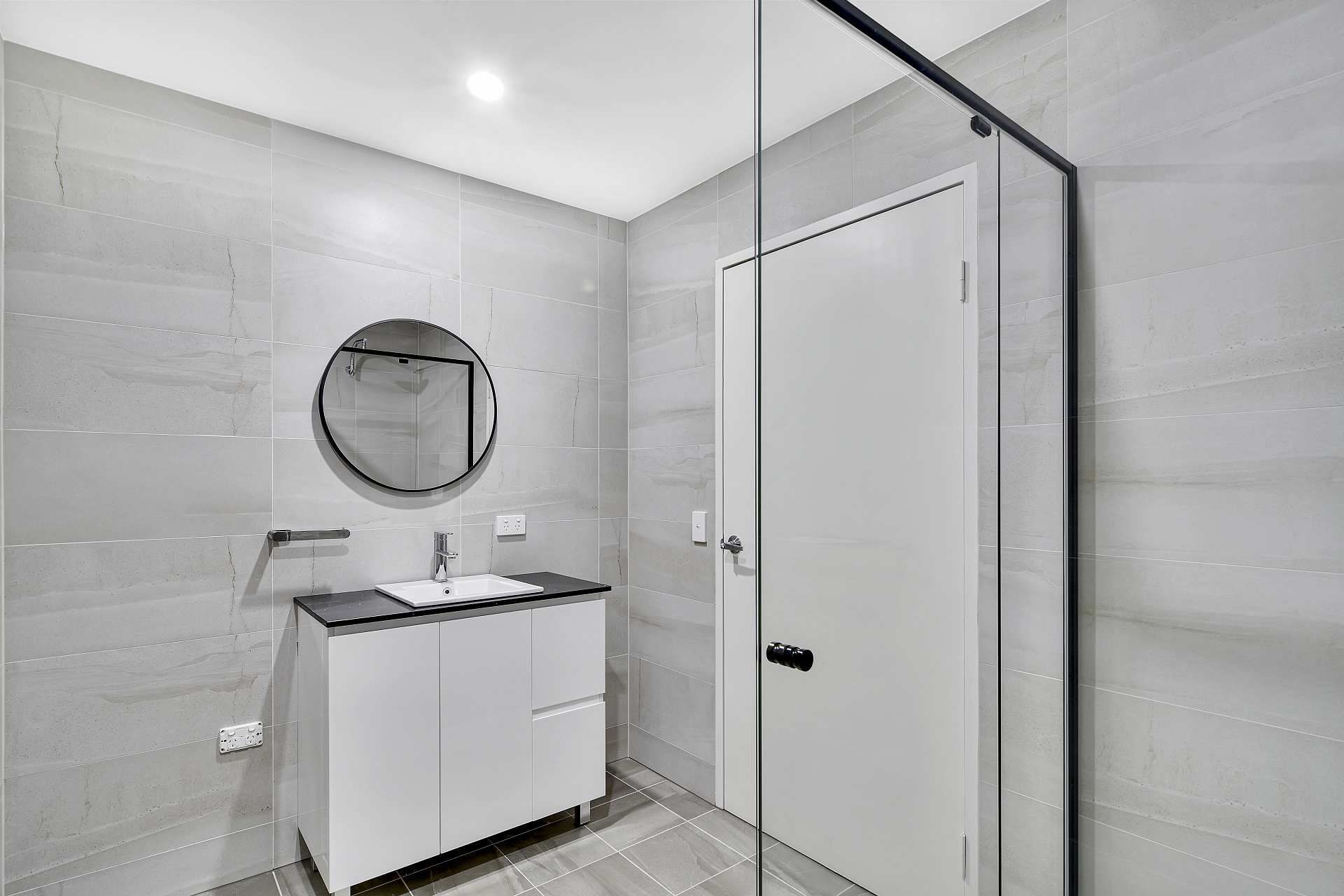 AZRE 44KIBO-200121-12234656aweb