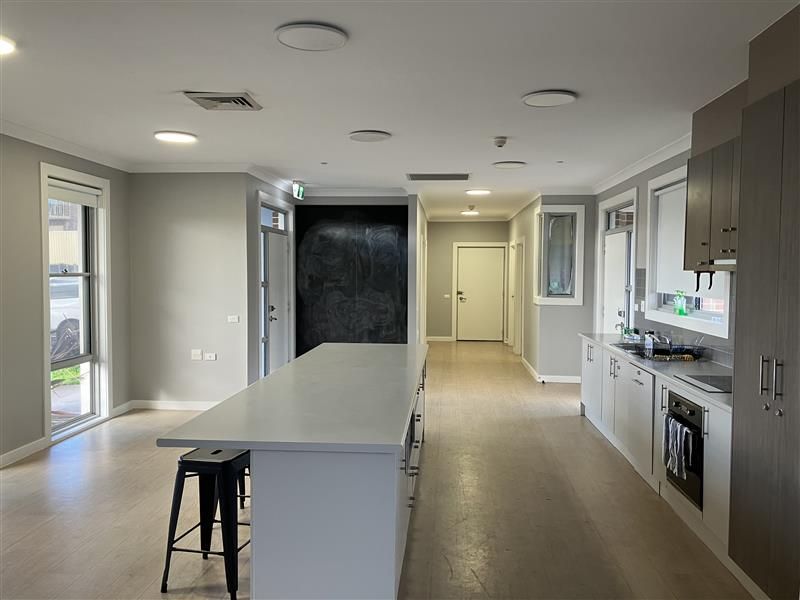 Common Kitchen Breakfast Bar