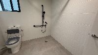 Bathroom2