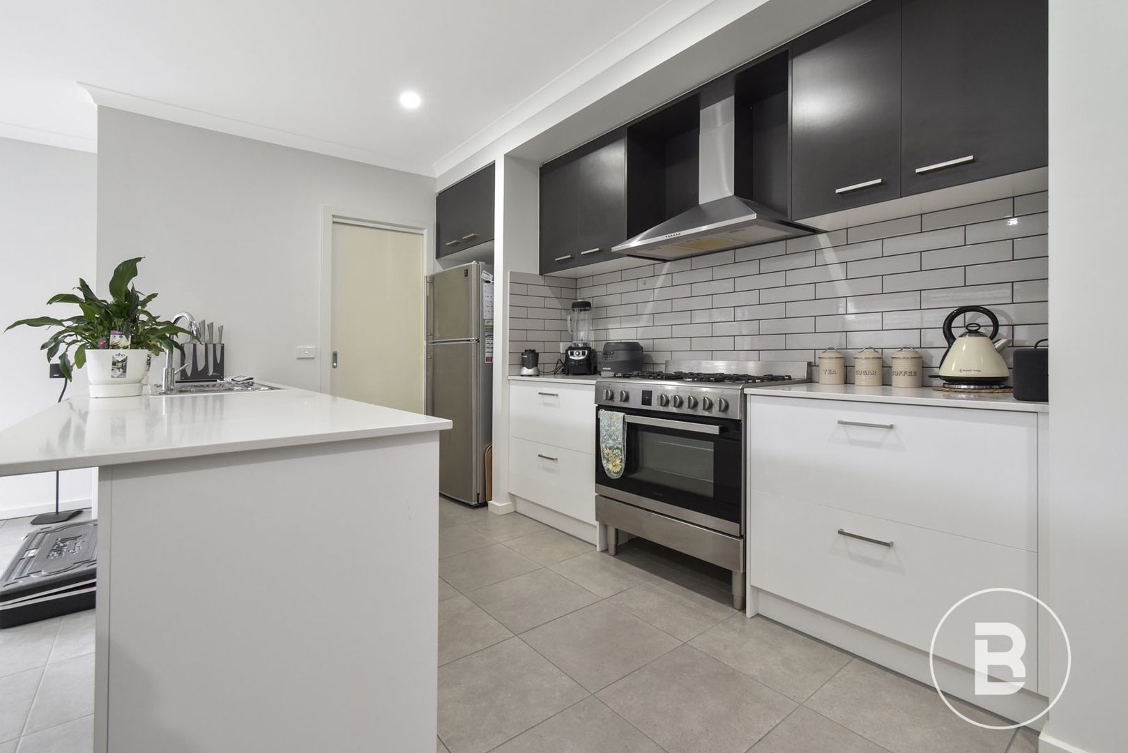 2017933256 2_1_220713_074317-w1798-h1200