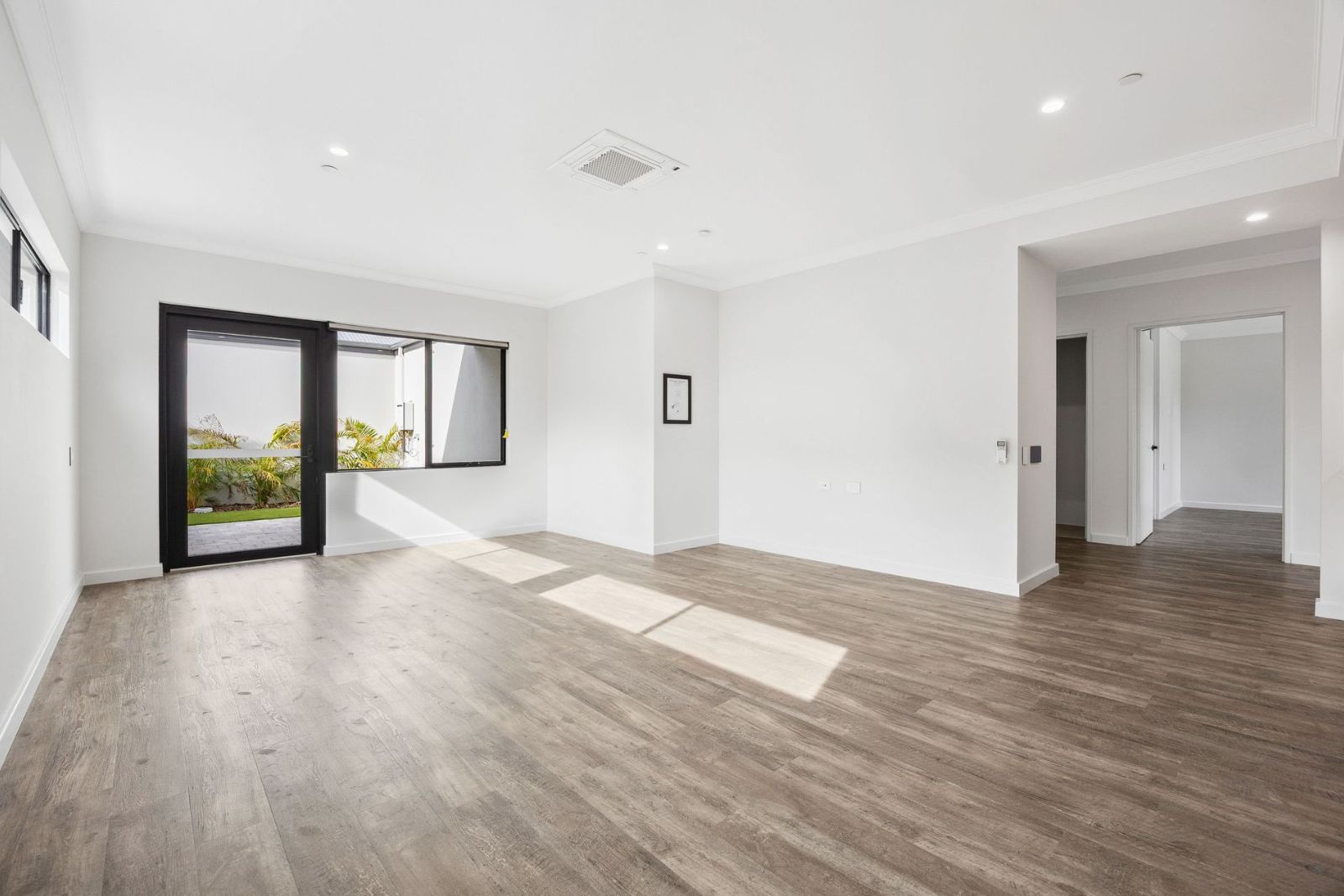 Seabrook Rockingham SDA 6