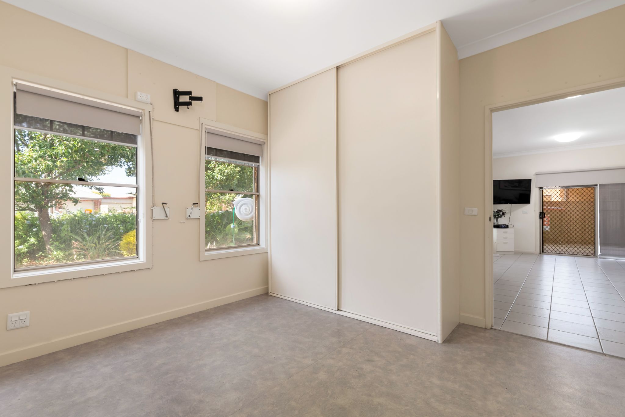 Ferryden   8 Wright Street - 01