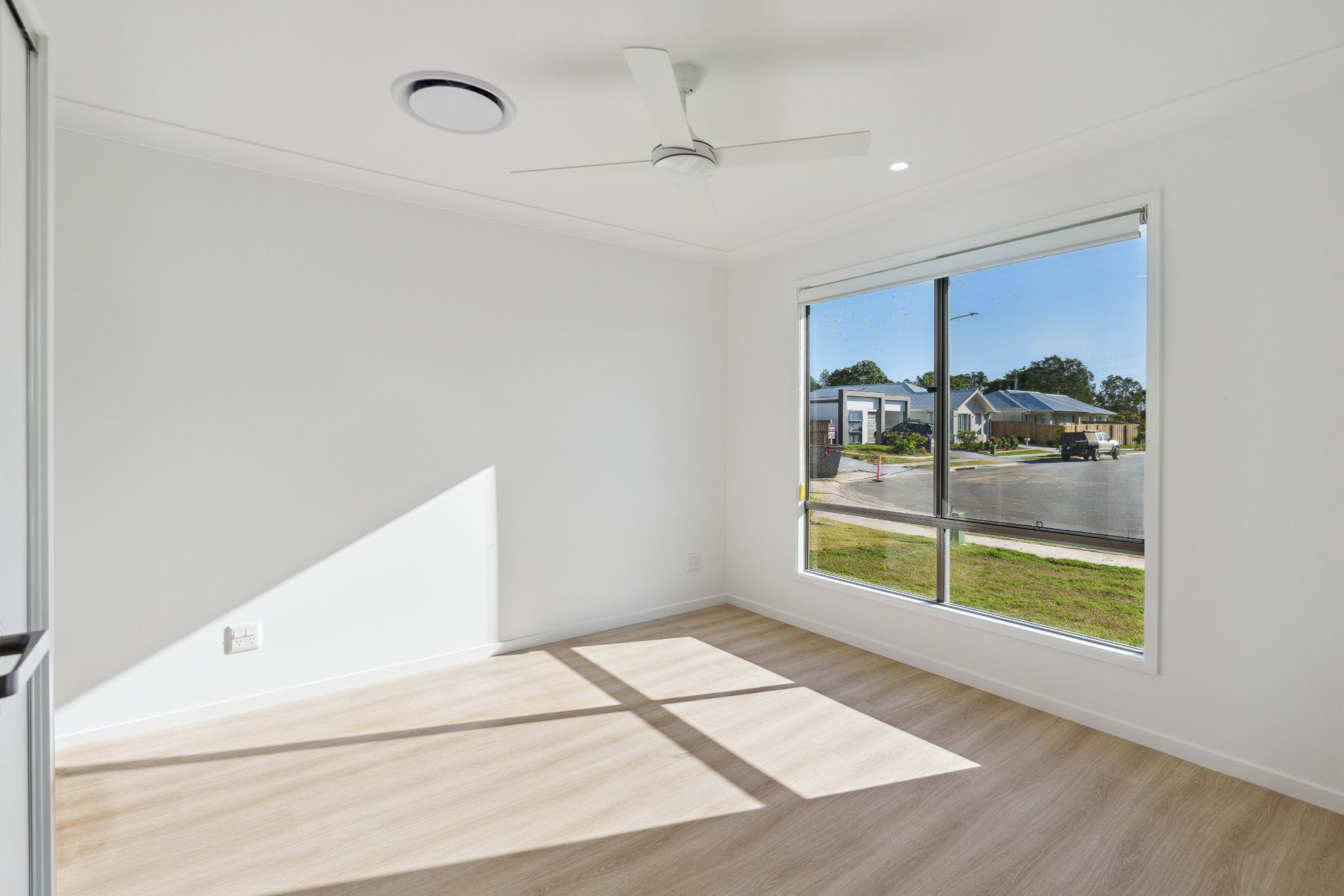 007 Open2view_ID953594-16_Owl_Court__Caboolture