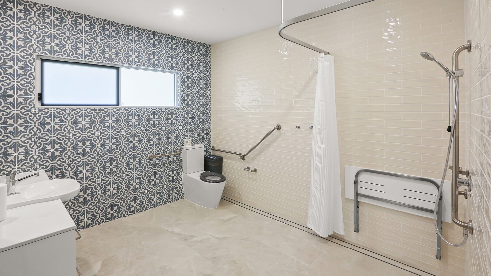 manoora dax40628P-accommodation-05-l