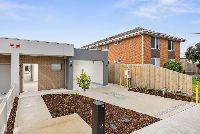 Smith IL   Facade Right 4 LR No Logo