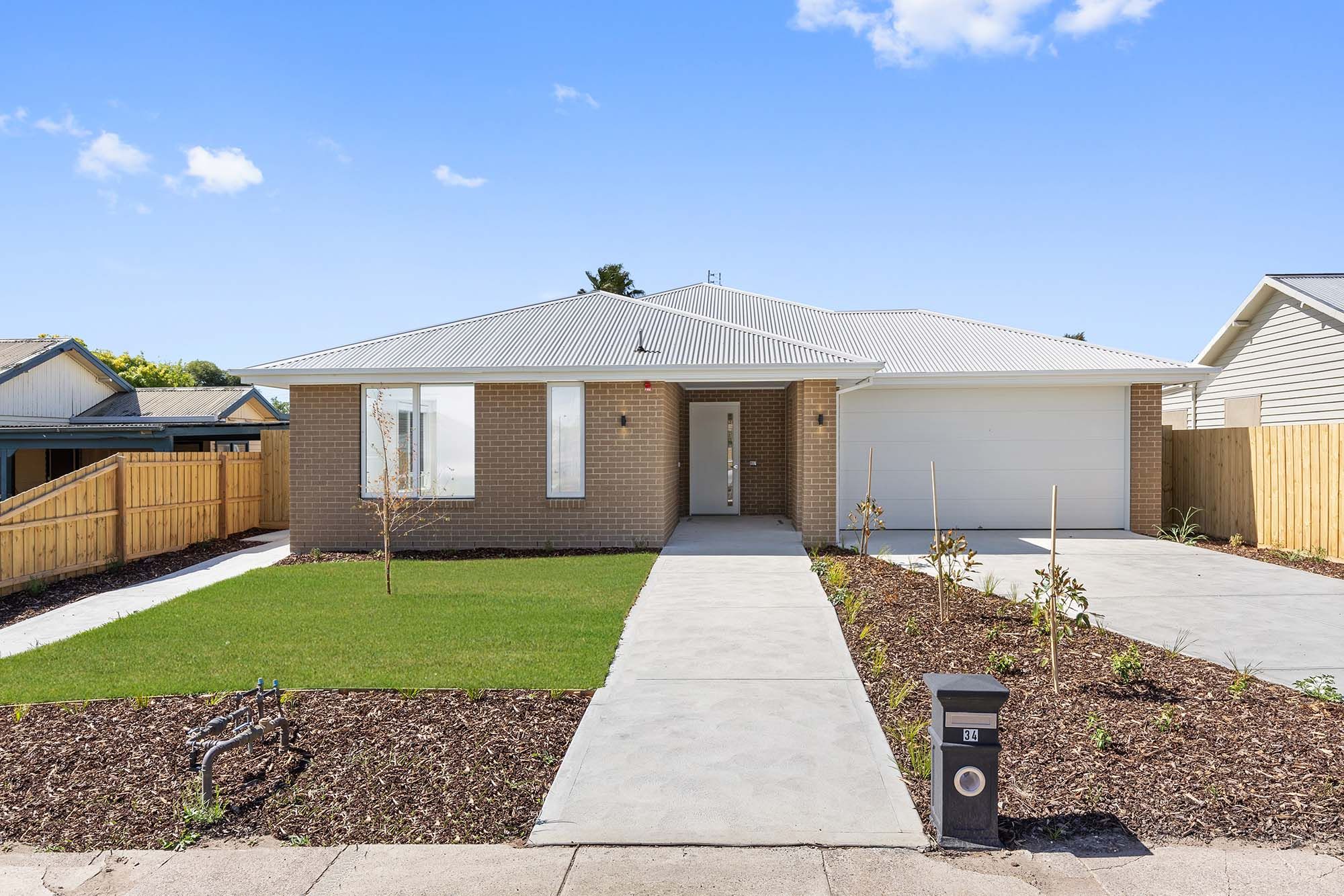 Langford   Facade 2 LR No Logo