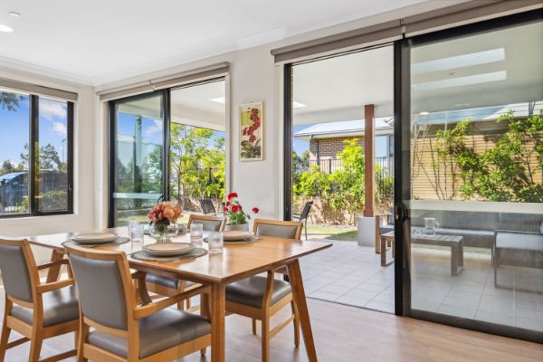 Kellyville Hero - dining room