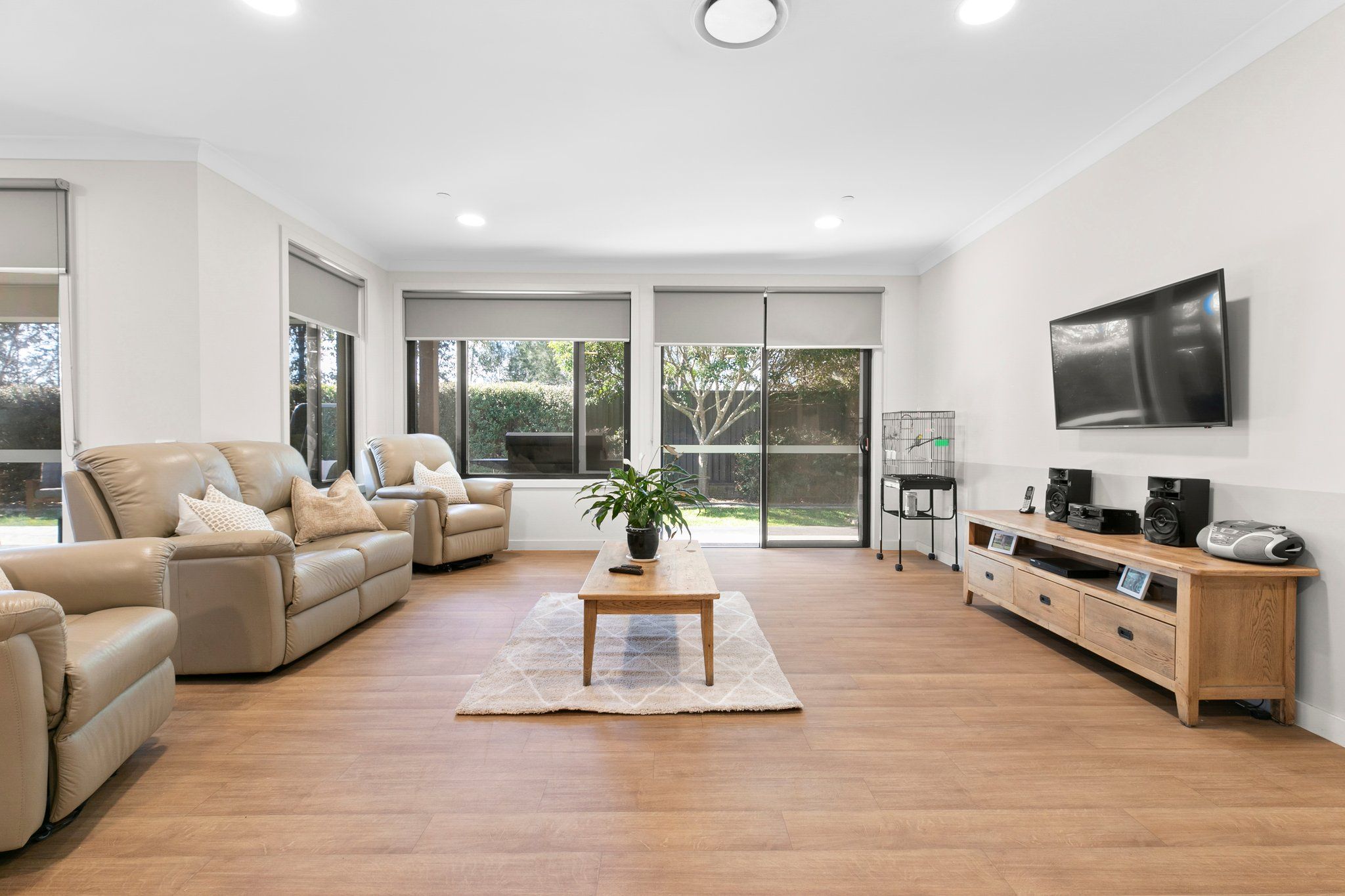 24 web-or-mls-64-arnold-ave