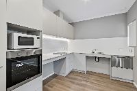 006 Open2view_ID979625-13_Overbeck_Street__Ashby