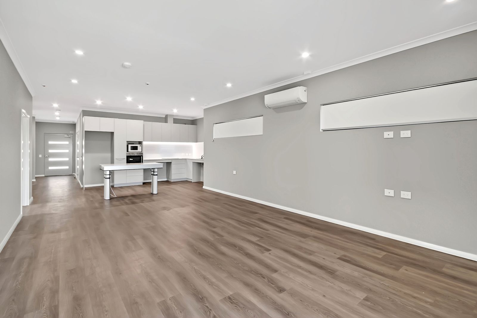 003 Open2view_ID979625-13_Overbeck_Street__Ashby