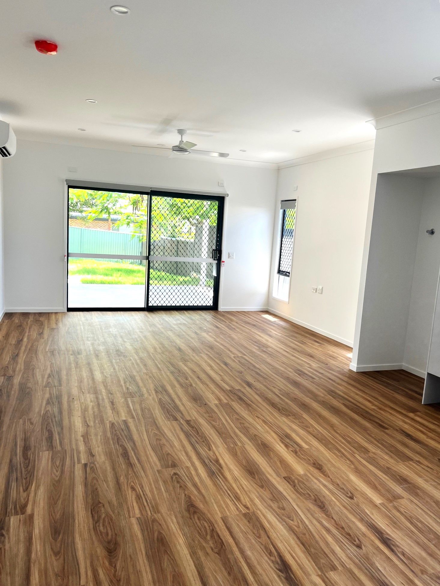 Panorama Thornlands living