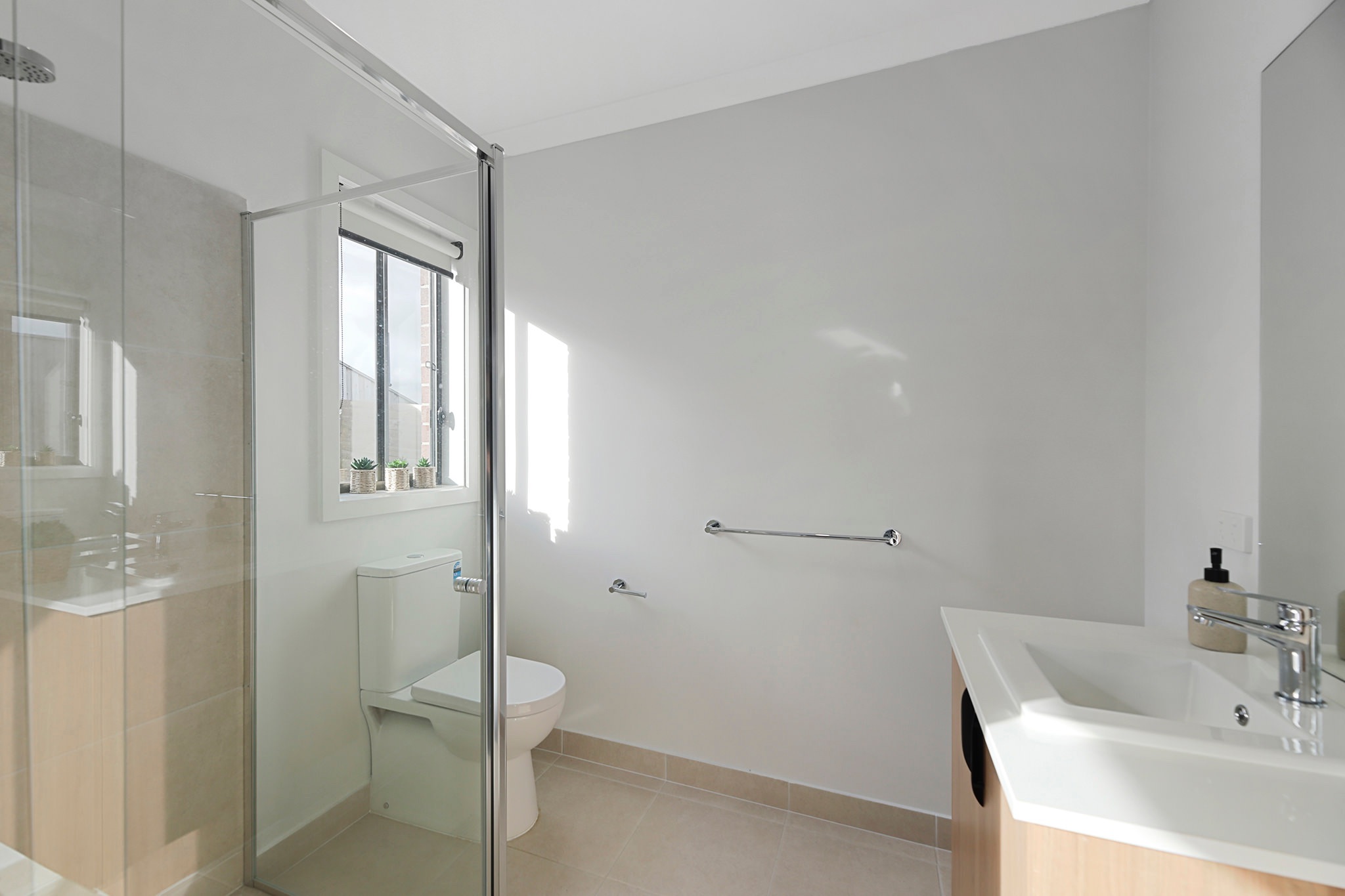 WEB 3JarrahCrescentWarragul_015
