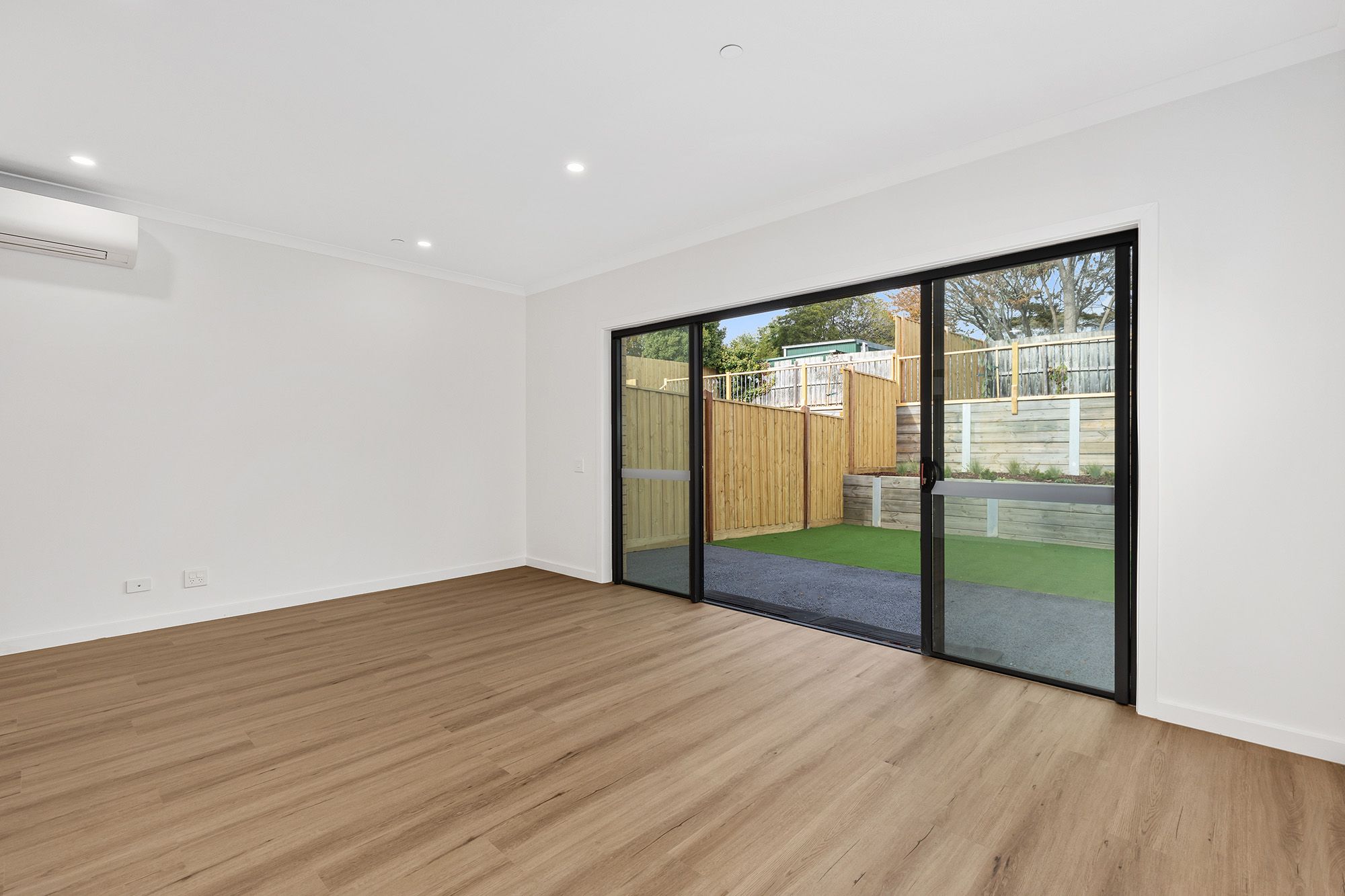 Cedar   Living Dining Patio 1 LR No Logo