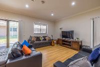 Ryde 0355-Common-lounge