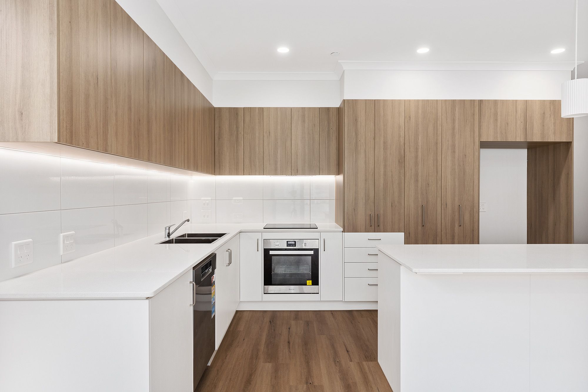 Cedar   Kitchen 2 LR No Logo