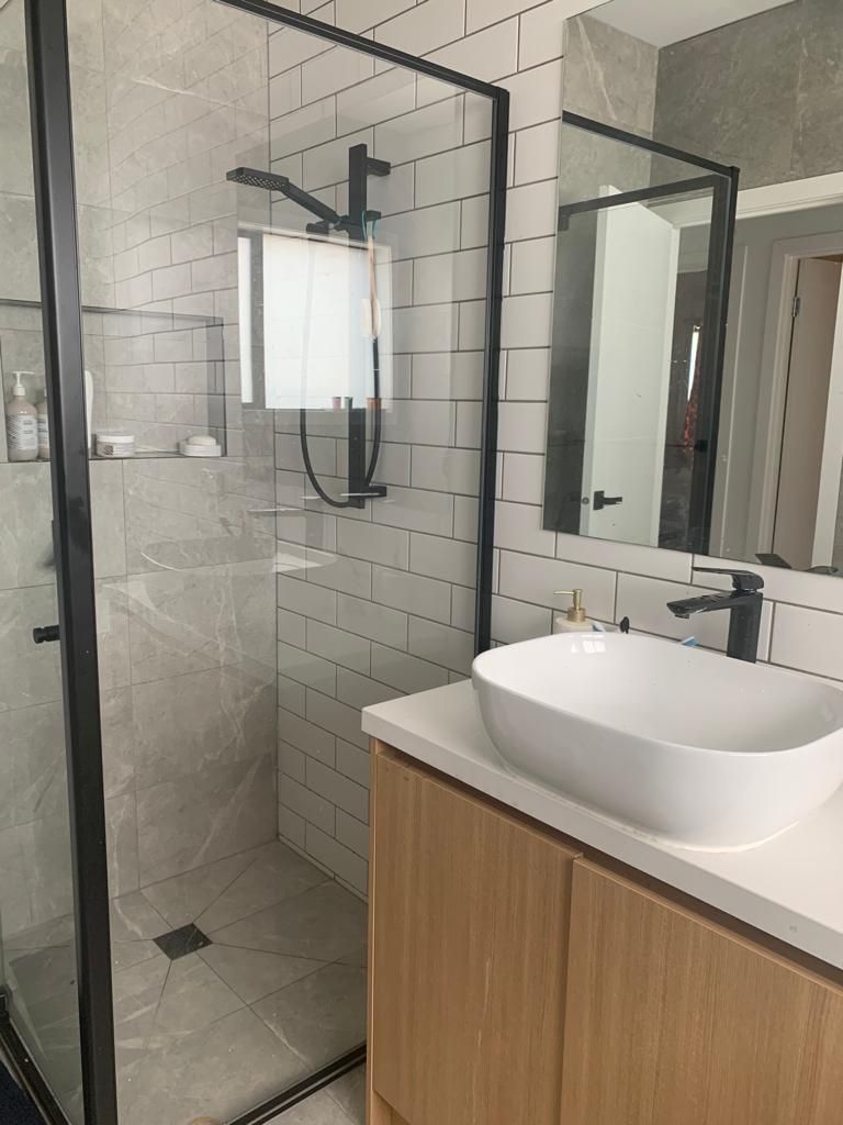 Shower 2