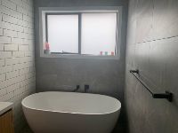 Tub