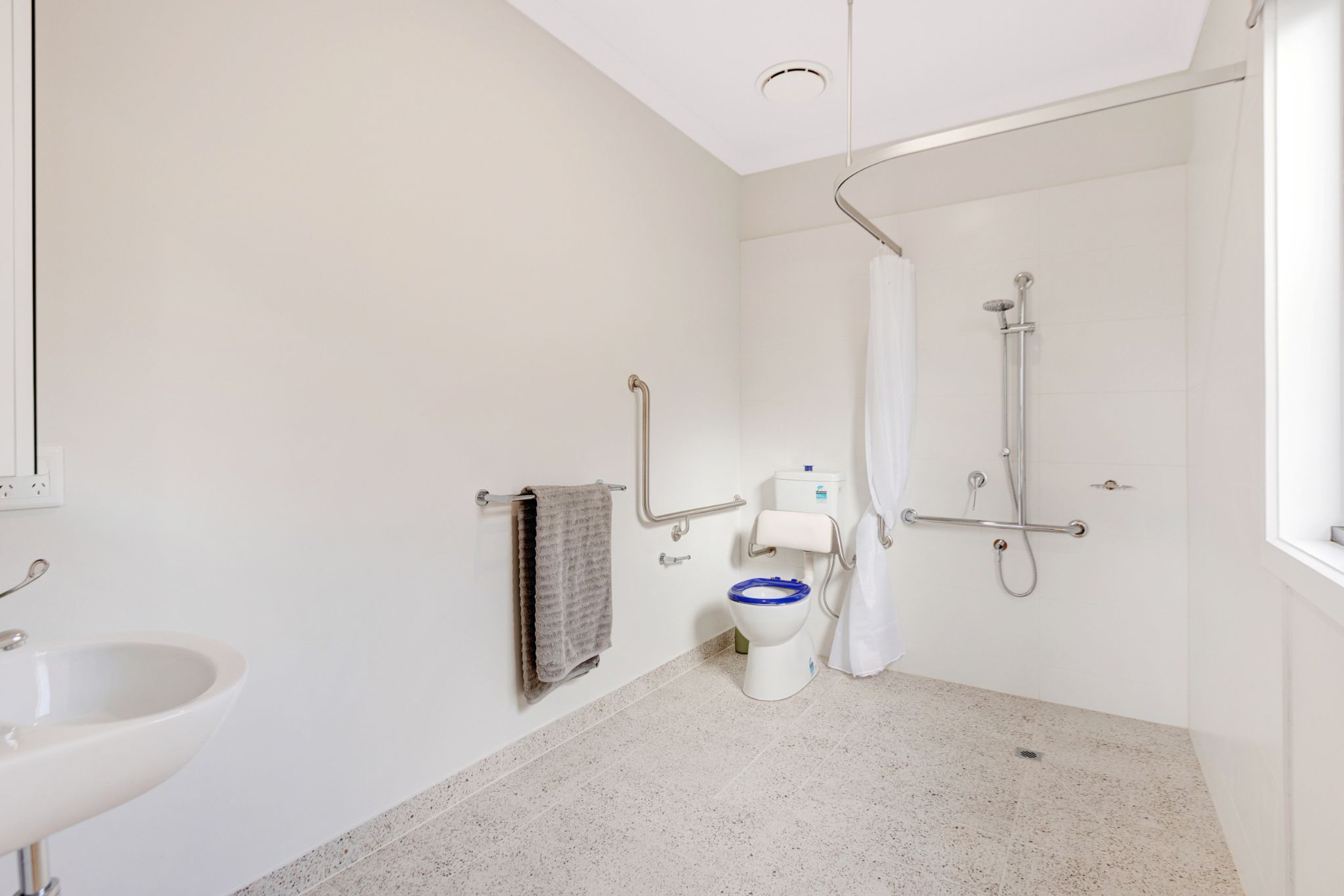 Armstrong Ck 70  Bed 1 Ensuite)